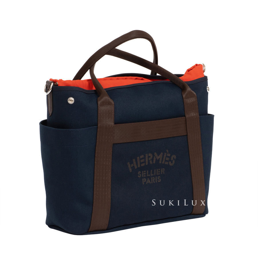 Hermès Groom boot and helmet bag